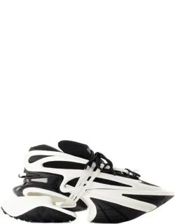 Unicorn Sneakers With Smooth Calfskin And Rubber Sole
