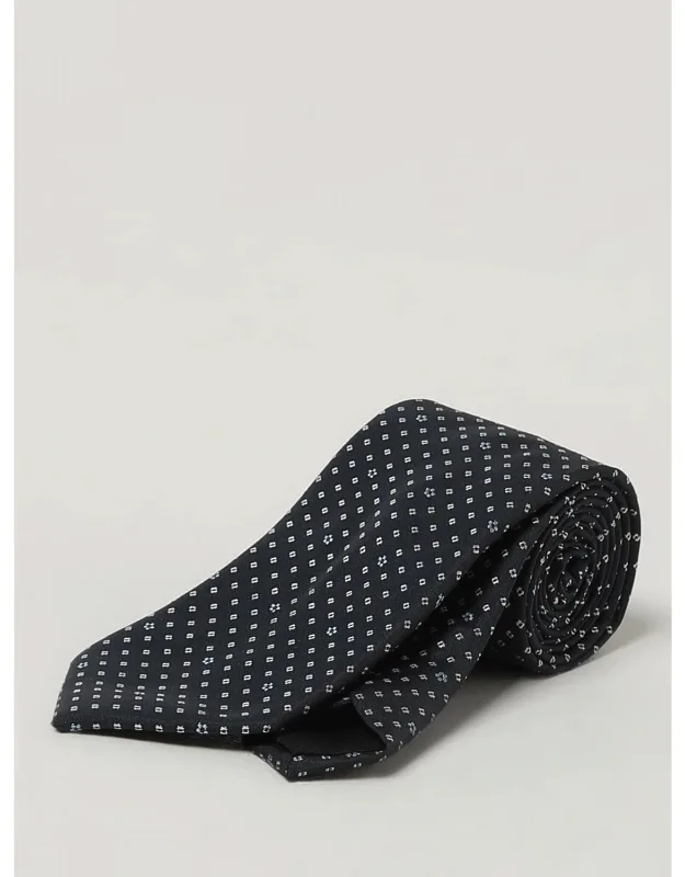 Tie