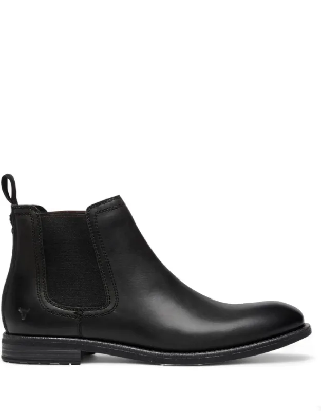 Slip-on Leather Chelsea Boots