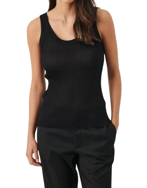 Dariya Vest Top