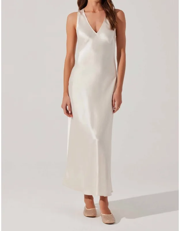 Ellora Midi Dress - Sleeveless Slip With V-neckline