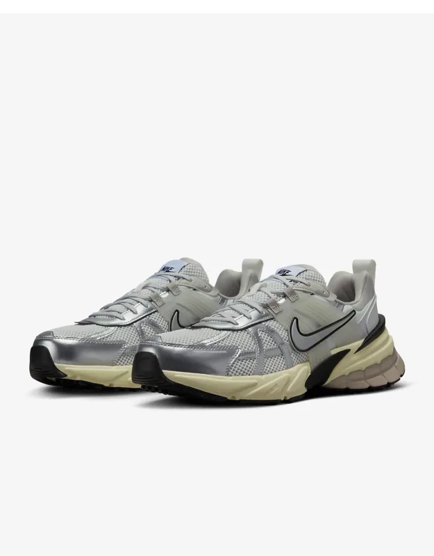 V2k Run Sneakers