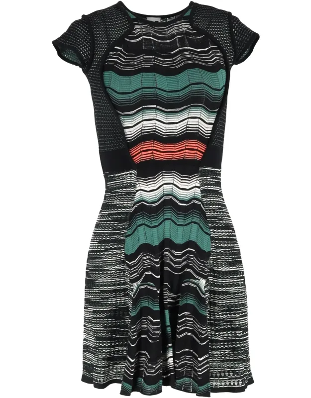 Knitted Wave Print Mini Dress