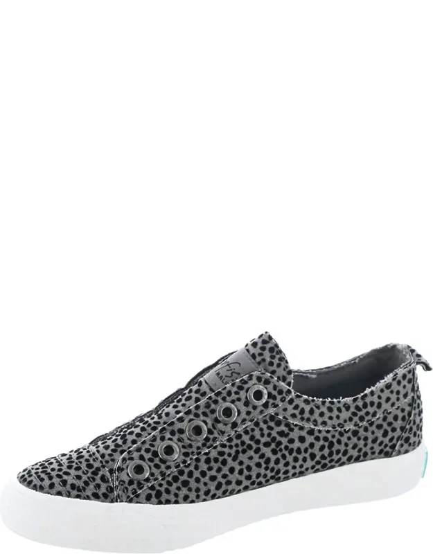 Playwire Sneakers