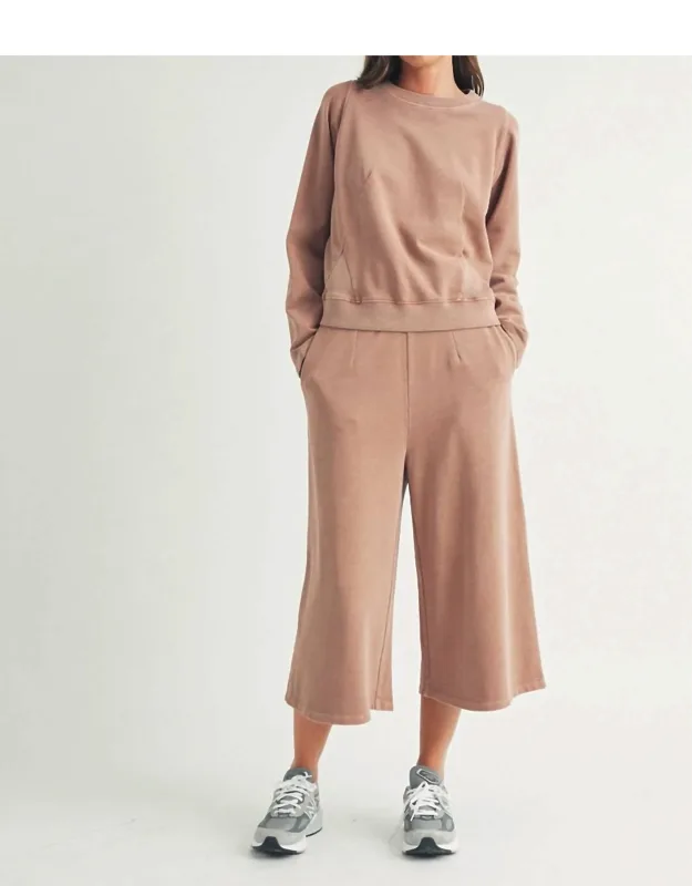 Wide Leg Crop Sweatpants