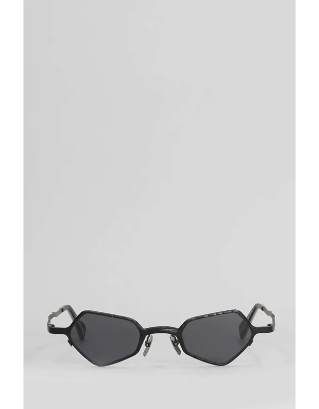 Z25 Sunglasses With Tinted Lenses And Sculptural Rods