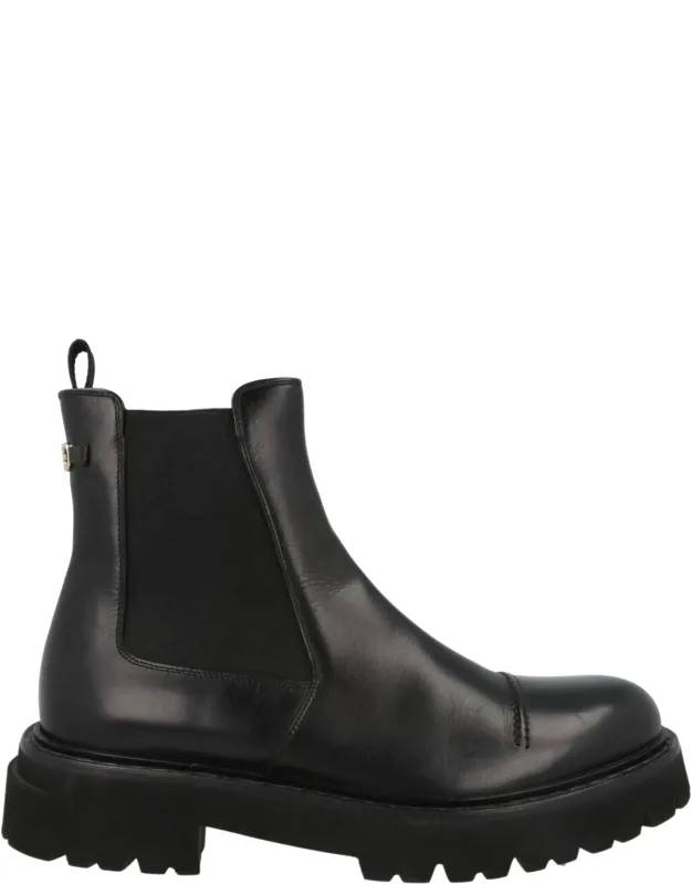 Chelsea Boots