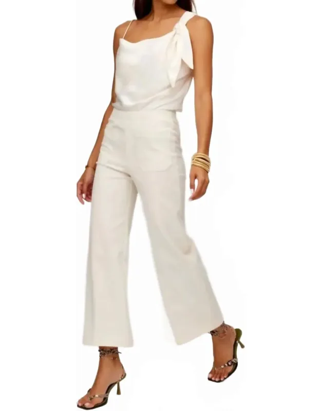 Celia Cropped Pants With Front Patch Pockets