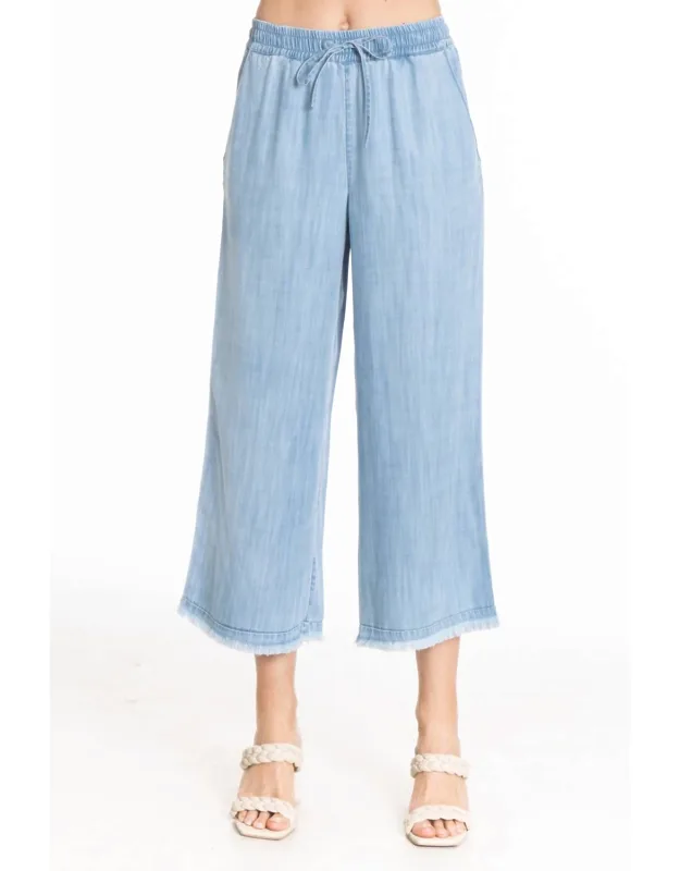 Crop Wide Leg Frayed Hem Pants
