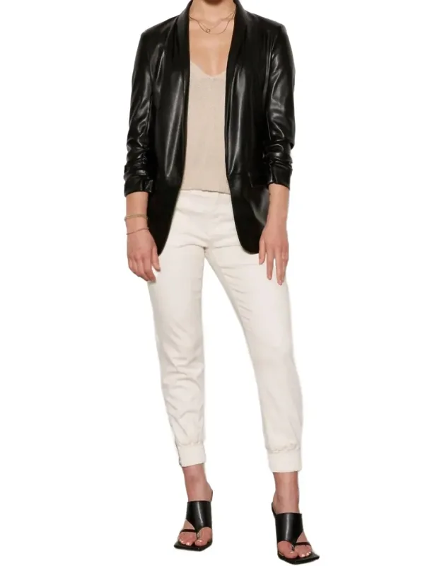 Kia Blazer With Gathered Sleeves And Open Placket