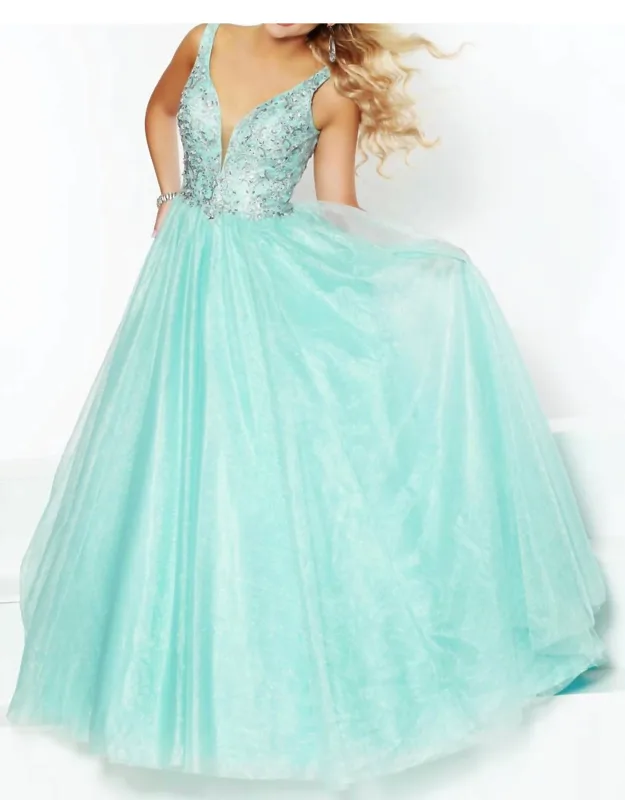 Sleeveless Dress