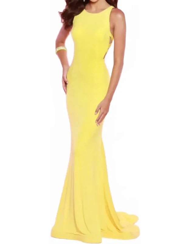 Sleeveless Prom Dress