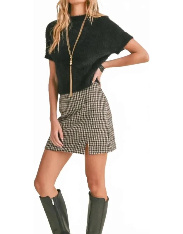 Ribbed Short Sleeve Sweater