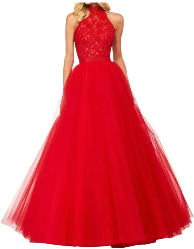 Halter Neck Voluminous Skirt Prom Dress
