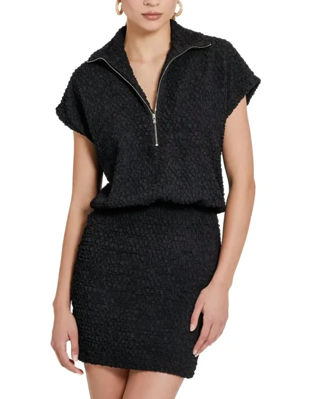 Rowan Dress - Sporty Shift Silhouette, Modern Collar Neckline