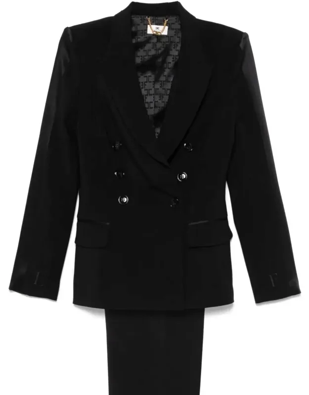Italy, Front Closure With Buttons