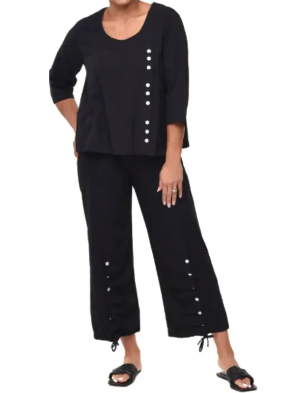 Pullover Top In Check With Three-quarter Sleeves And Front Pocket