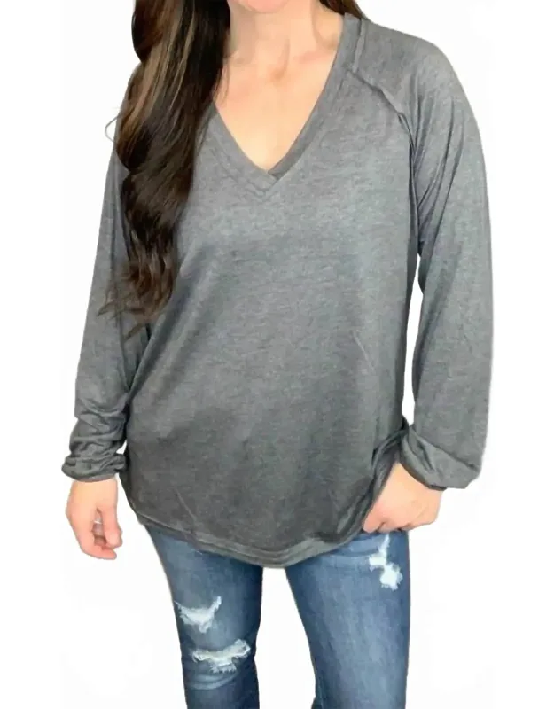Solid V-neck Top