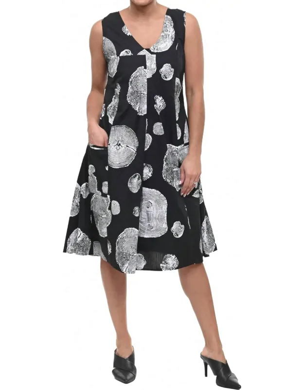Poppie Dress In Urchin With Pleating Details And Convenient Pockets