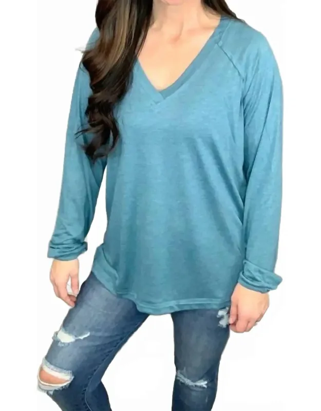 Solid V-neck Top