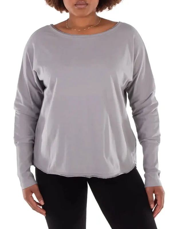 Effortless V-neck Long Sleeve Tee