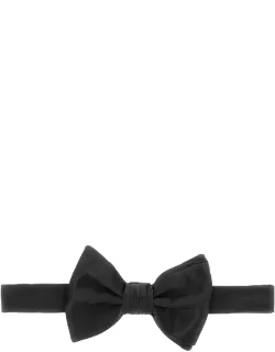 Silk Bow Tie With Adjustable Strap And Silver-finished Metal Hook Closure
