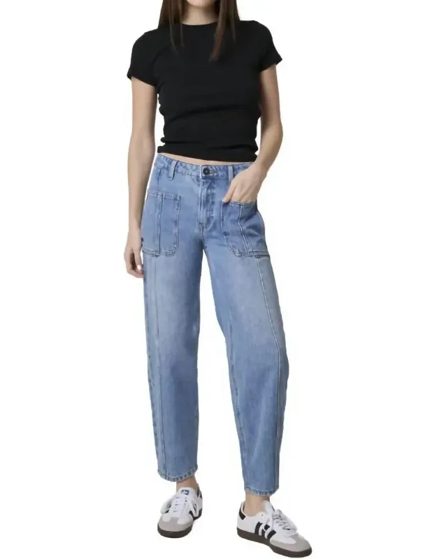 Straight Taper Leg Front Patch Pocket Jeans