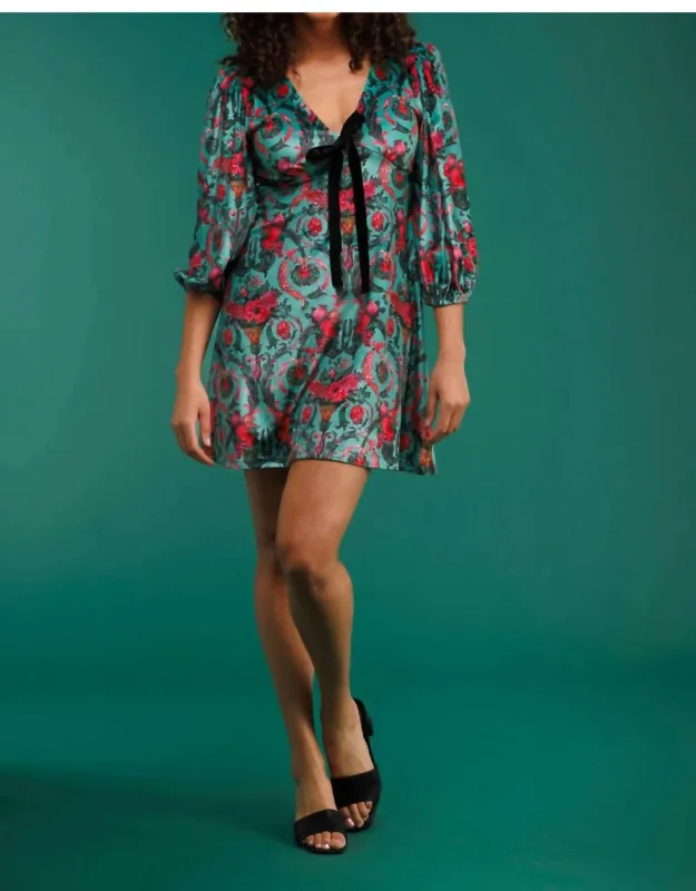 _darling Dress With V-neck And Tie Front_