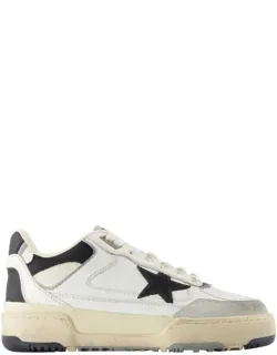 Forty2 Sneakers