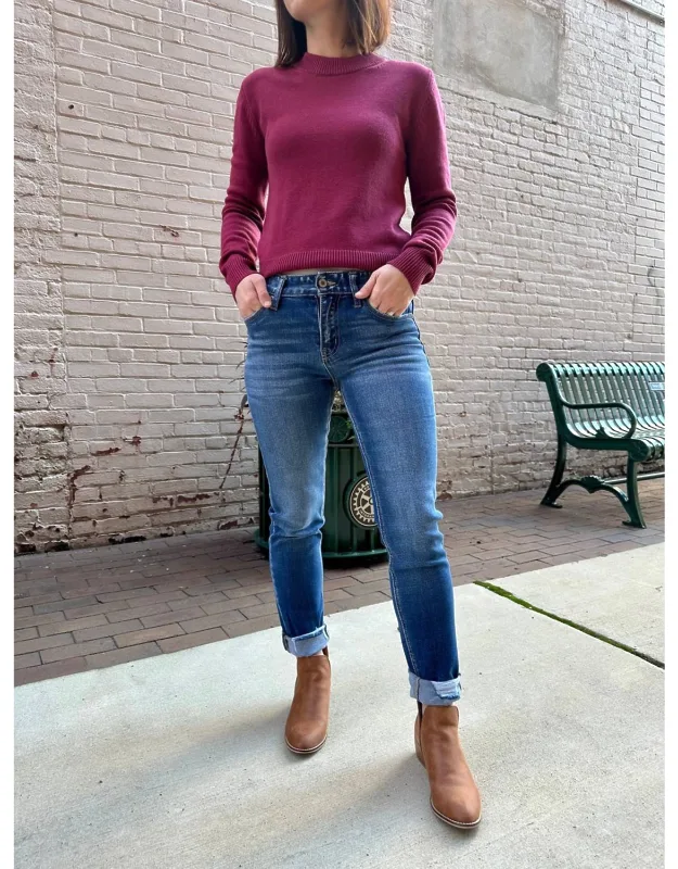 Hannah Mid Rise Skinny Straight Jeans