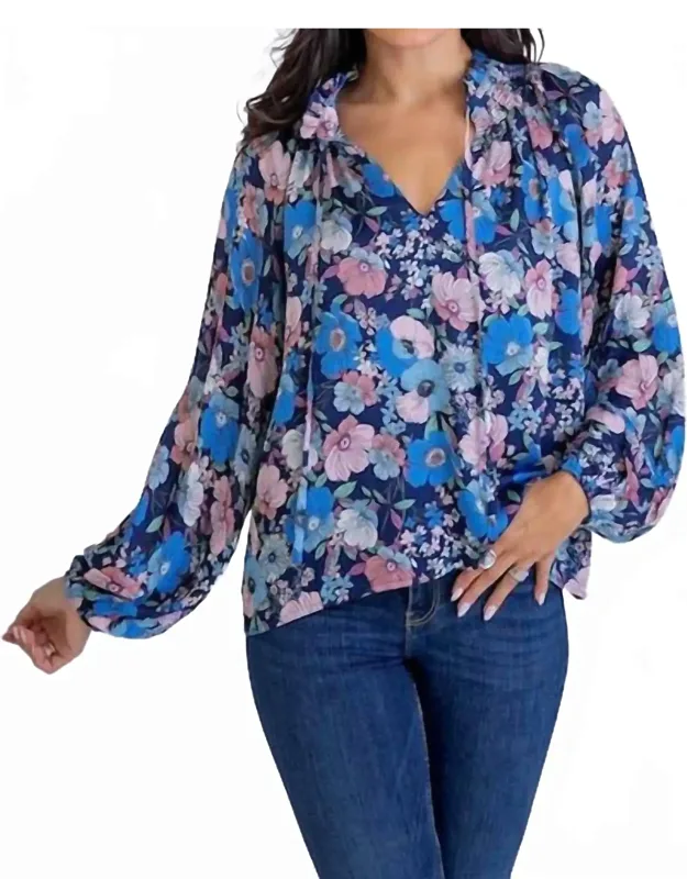 Floral Vintage V-neck Top