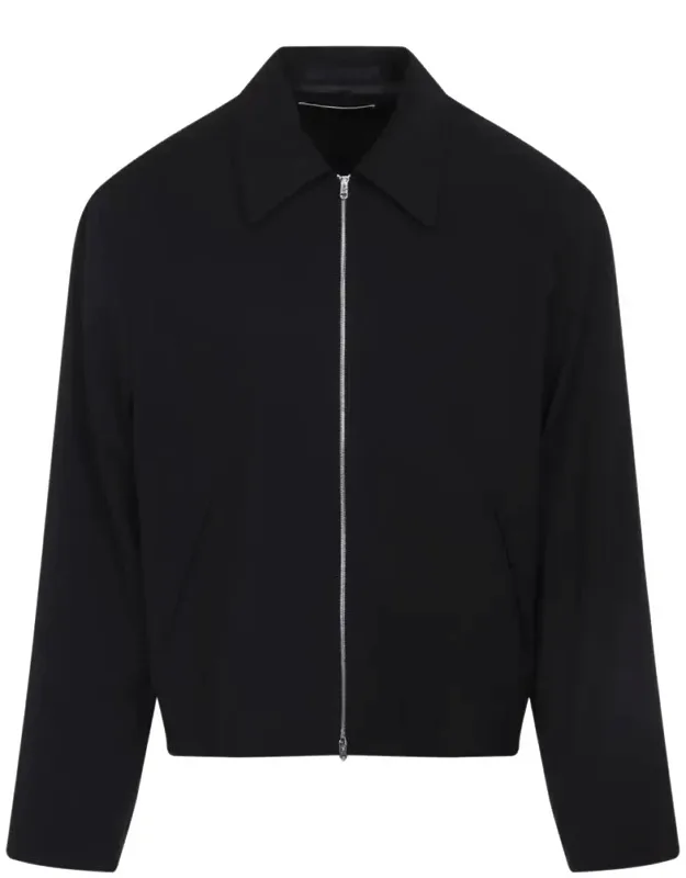 Jacket With Pointed Collar And Front Zipped Fastening