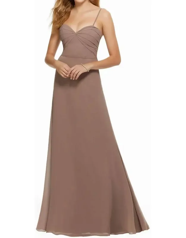 Sweetheart Neck Chiffon Dress