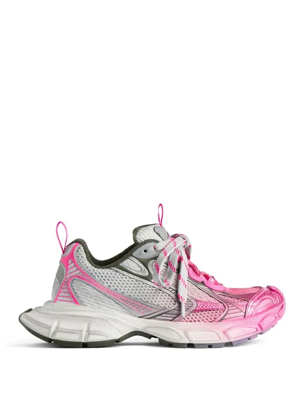 Toe Spray Sneakers
