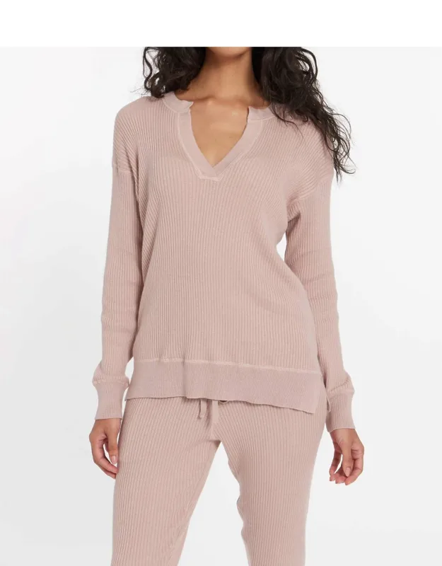 Cabo Split Neck Top