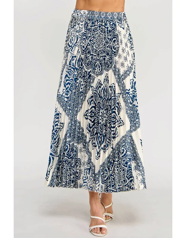 Classic Touch Pleated Skirt