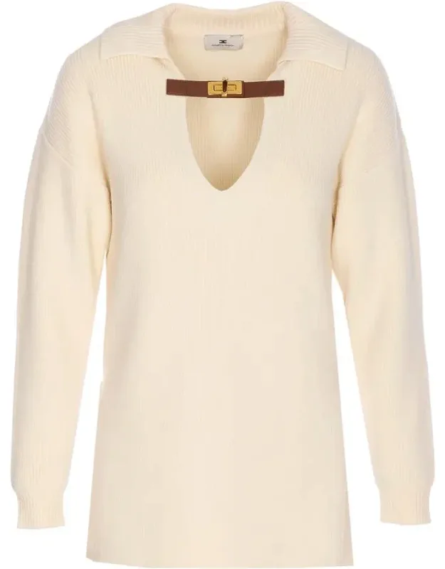 Sweater V-neckline, Sdetail With Buckle
