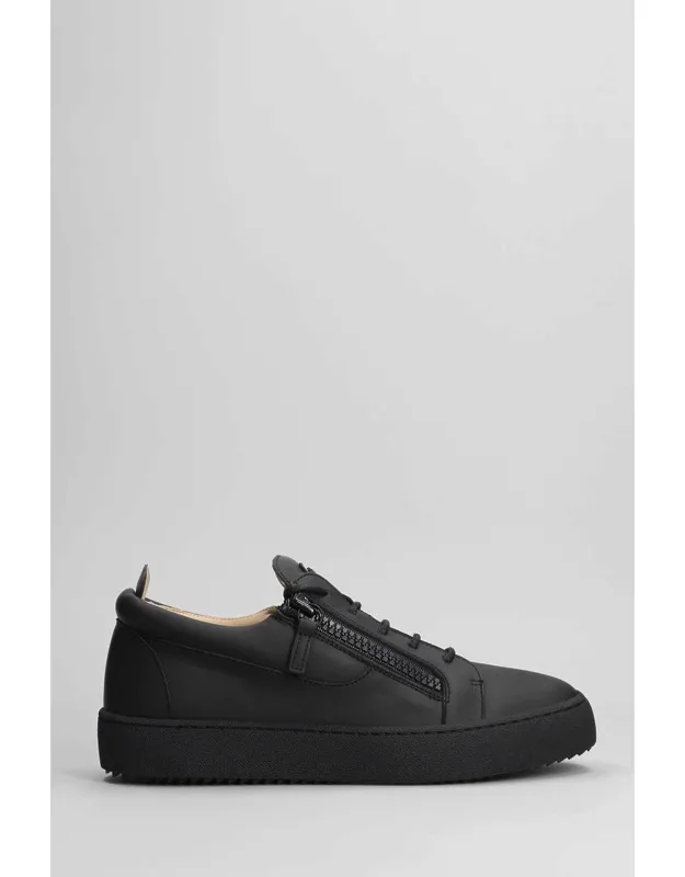 A1 Sneakers