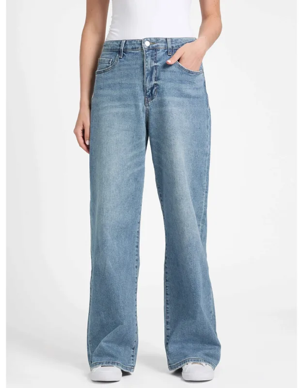 Wide-leg Curvy Jeans
