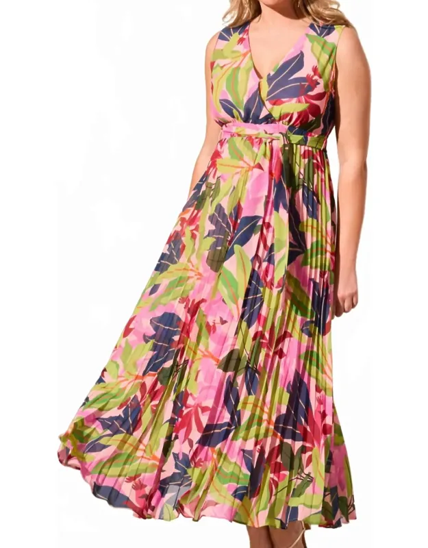 Plisee Maxi Dress