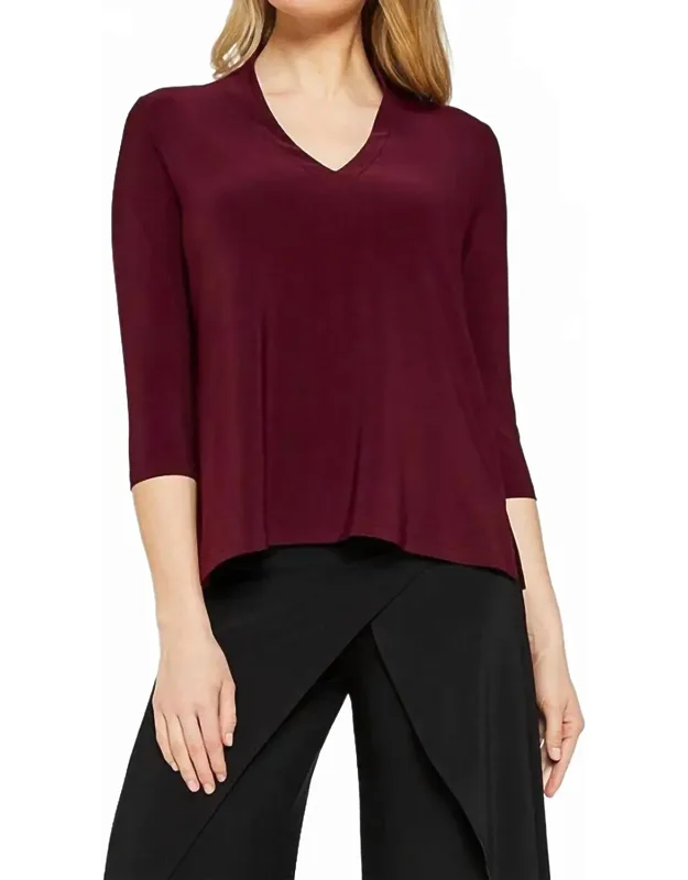 3/4 Sleeve Deep V Top