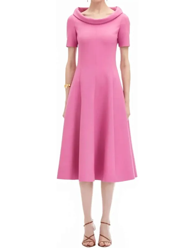 Short Sleeve Funnel Neck Stretch Dress