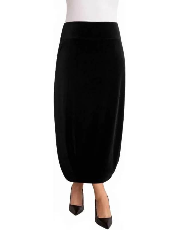 Pleat Hem Skirt