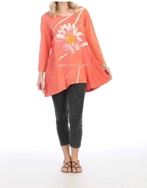 Chit Chat Wave Knit Mineral Washed Tunic Top In Coral