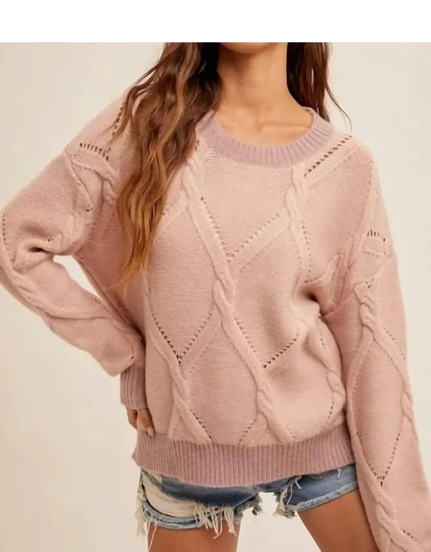 Round Neck Cable Knit Detail Sweater