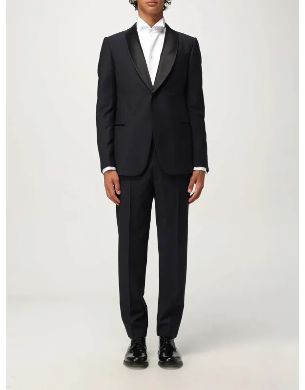 Suit