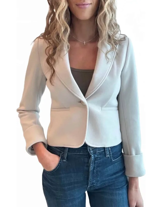Carly Blazer