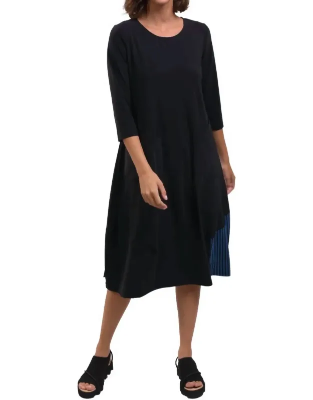 Tekbika Dress With Stripes