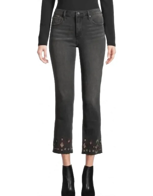 Embroidered Cropped Jeans