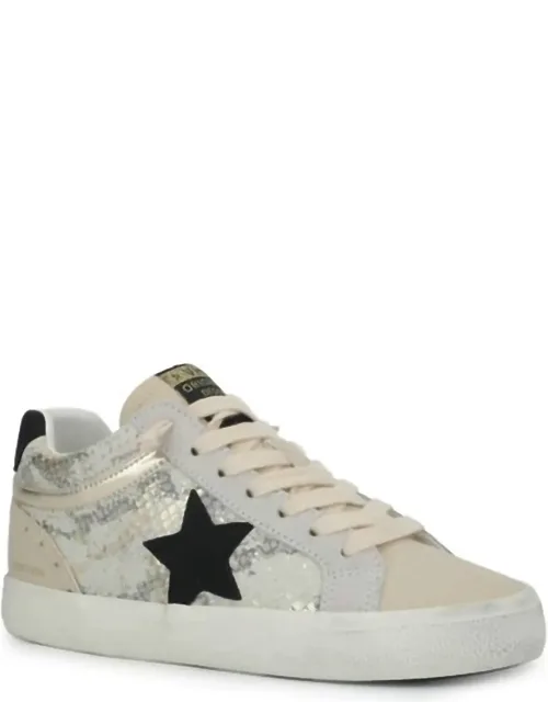 Bounce 30 Sneakers